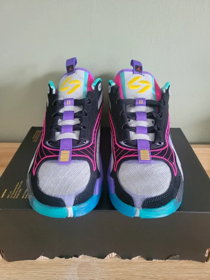Jordan Luka2 GS T38,5 100% Authentique - photo numéro 4