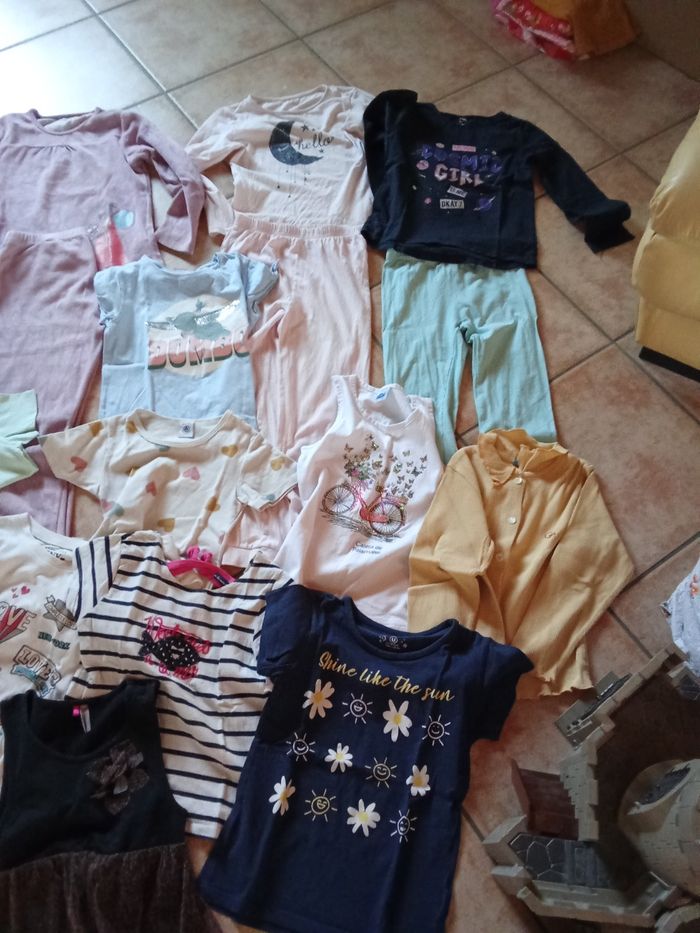 Lot de 17 articles fille 8 ans - photo numéro 5