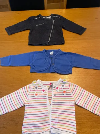 3 gilets fille 12 mois