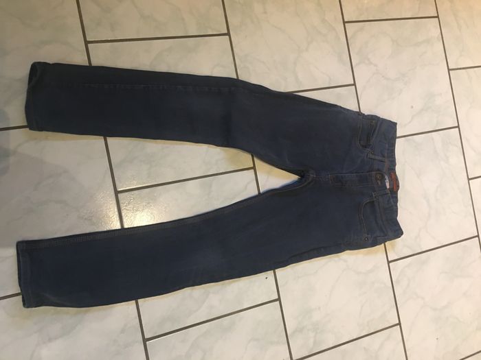 Lot teeshirt et pantalon - photo numéro 4