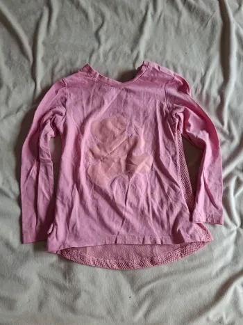 t-shirt fille manche longue rose taille 8 ans, marque Lulu Castagnette, en très bon état