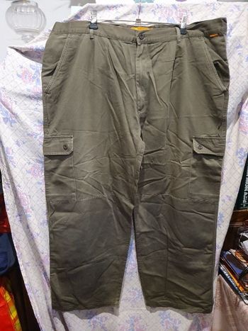 Pantalon kaki marque Géologie taille 52