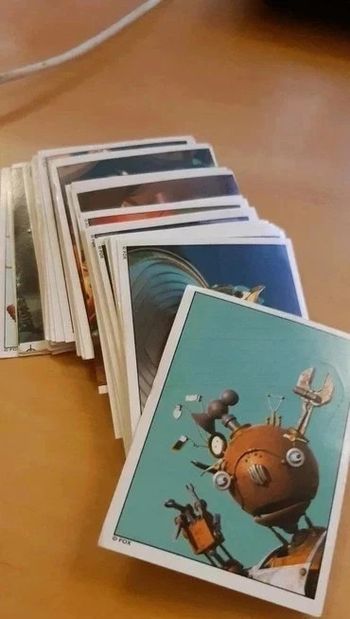 Lot de 10 images panini robots