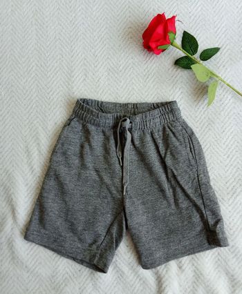 Short garçon ⭐ très bon état ⭐ Taille 5 ans ⭐ kiabi