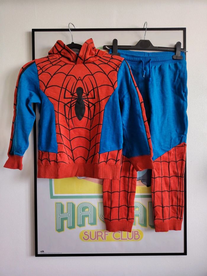 Survêtement Spider-Man – Taille 9 ans