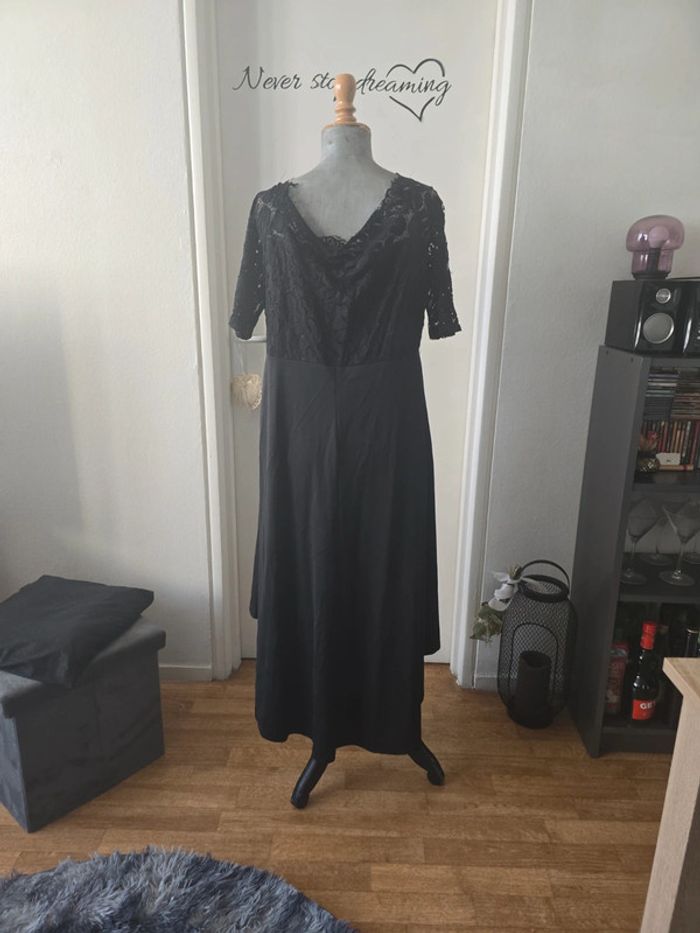 Robe de soirée noire - photo numéro 2