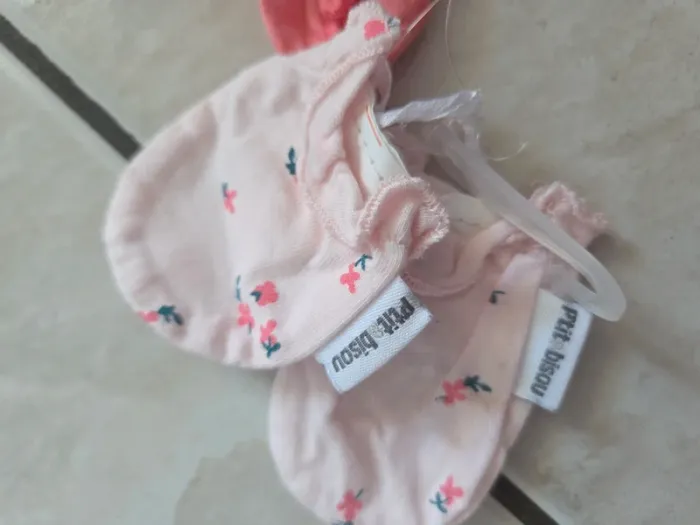 Gants bebe - photo numéro 2
