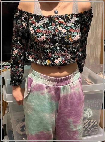 Top court epaule denudee  taille 38 marque H&M
