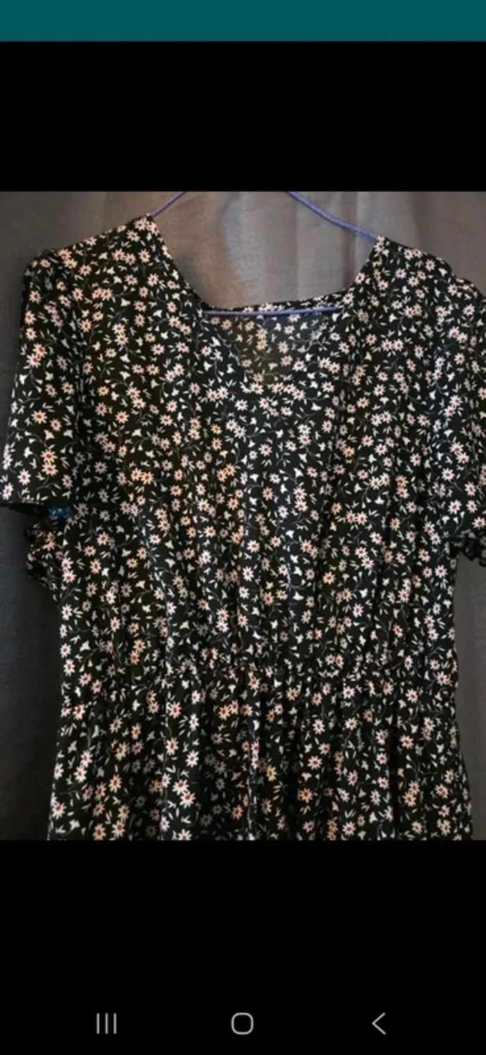 Jolie robe d'été 👗 fleurie taille M femme - photo numéro 3
