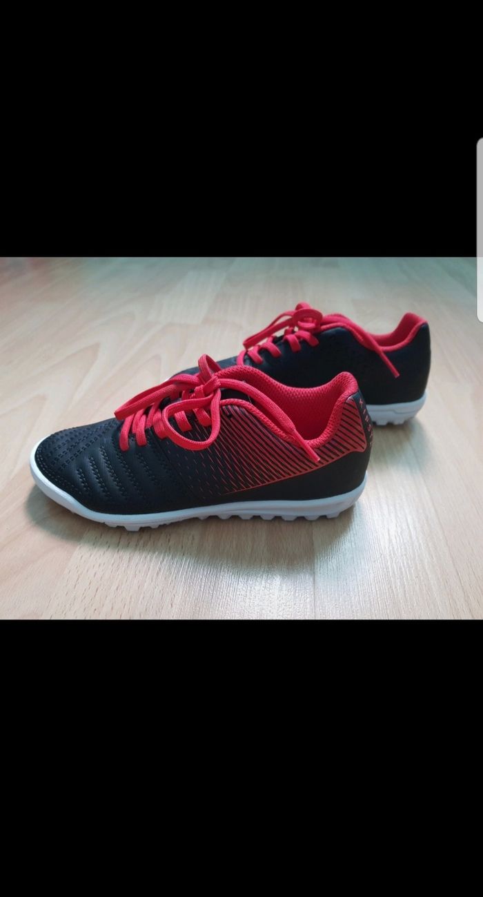 Chaussures de Football terrain dur ou synthétique T 30 - photo numéro 2