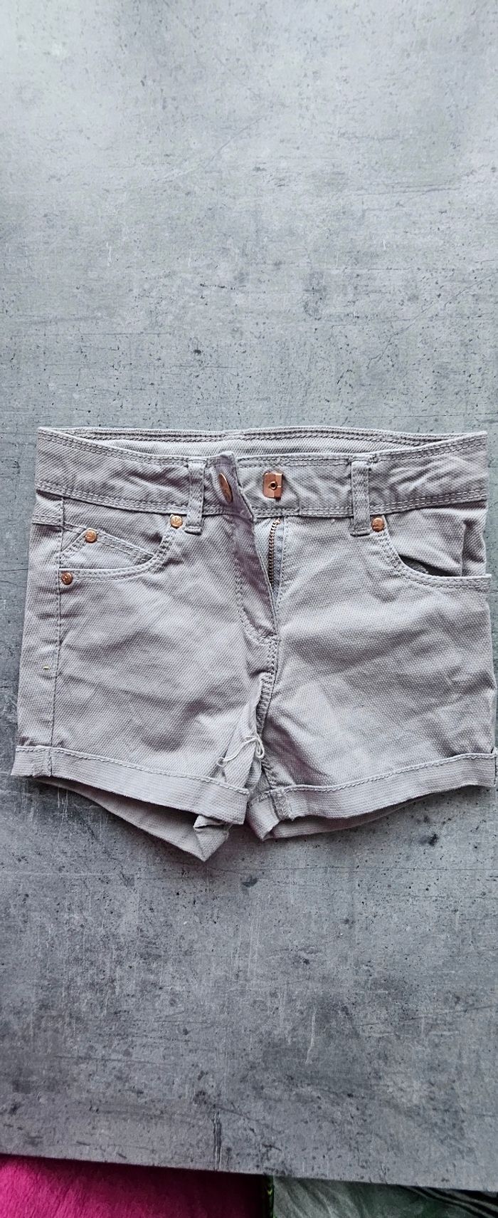 Lot vêtements fille 4ans - photo numéro 10