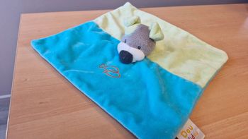 Doudou  plat  chien gris vert et bleu Doukidou