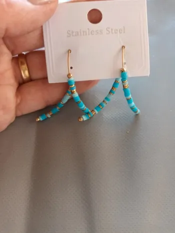 Boucle fantaisie bleu et doré