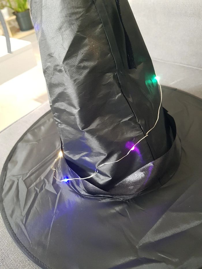 Chapeau de sorcière lumineux Halloween - photo numéro 4
