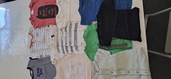 lot de vêtements(3mois)