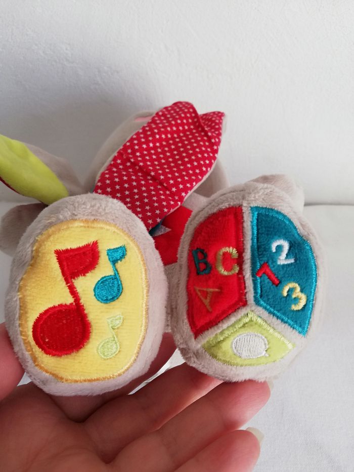 léo mon lapin d'apprentissage peluche interactive - photo numéro 8