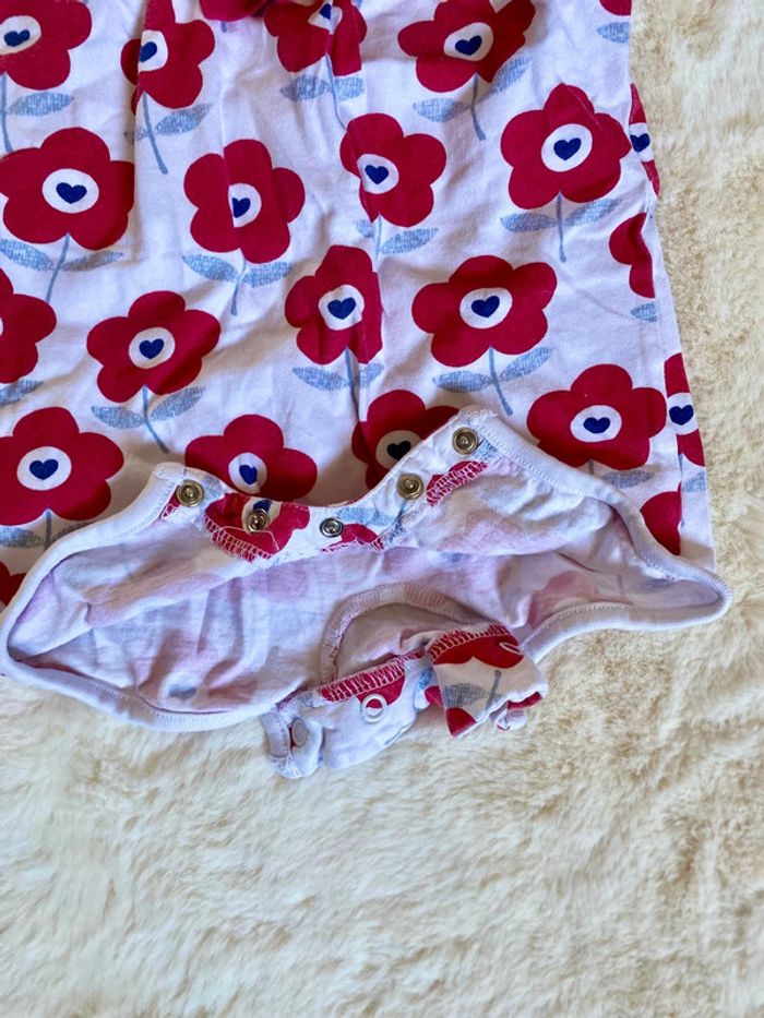 🔴🤍Adorable barboteuse Pusblu 6 mois - TBE Rouge & blanche fleurs 🤍🔴 - photo numéro 5