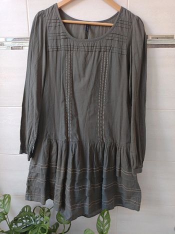 Robe Naf Naf t.38 kaki, 100 % coton, 
doublée coton