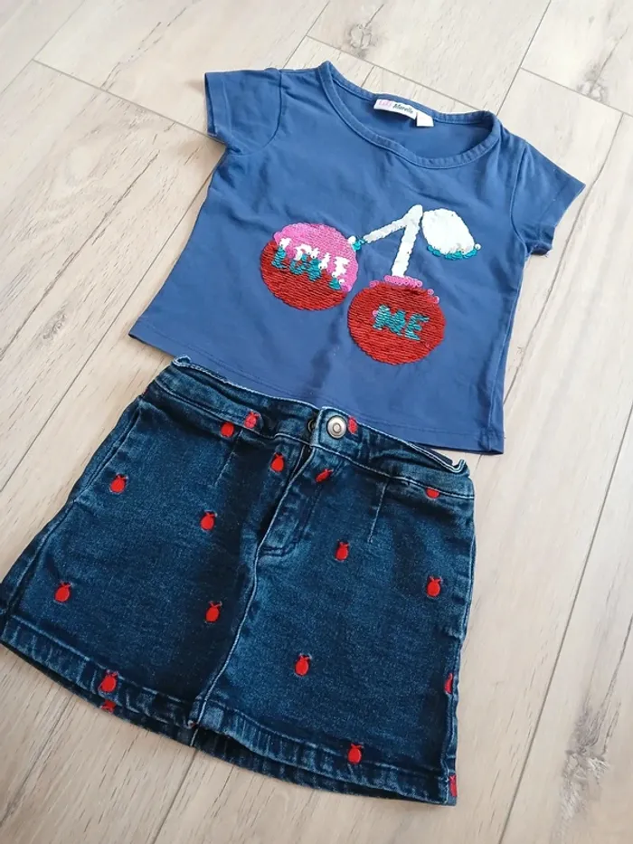 Ensemble jupe et tee shirt