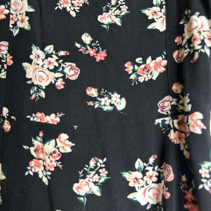 Robe patineuse d’été à fleurs - photo numéro 2