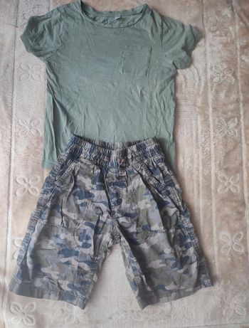 Bermuda et tee-shirt 8 ans