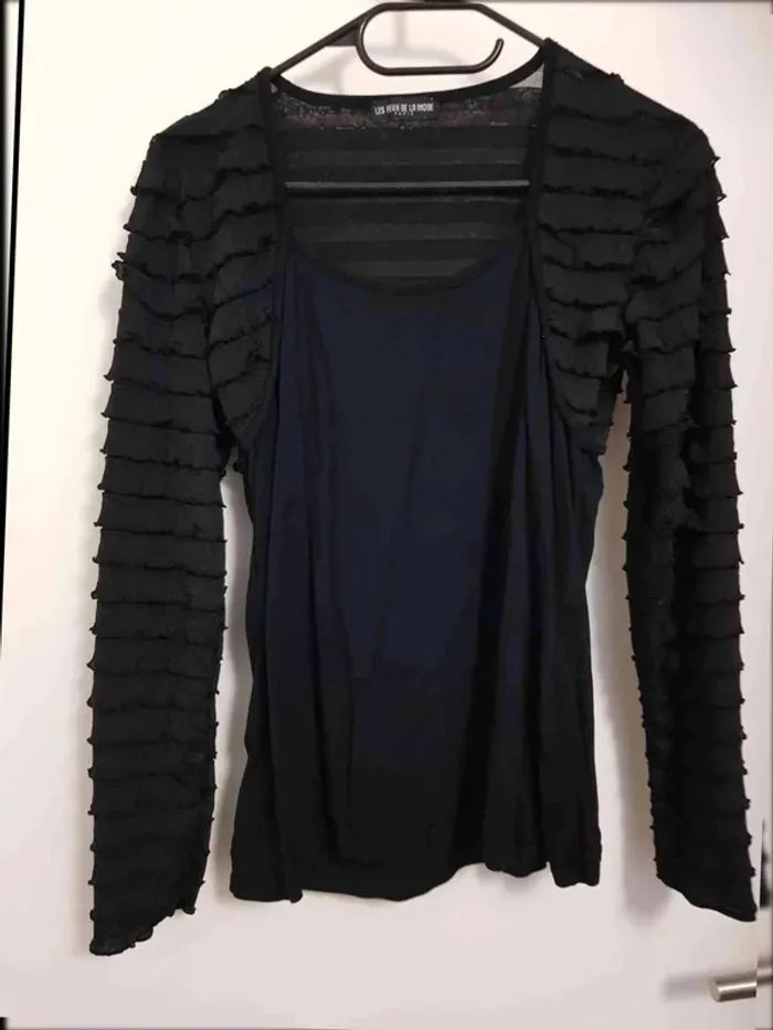 Haut  manche  froufrou  taille 38 40