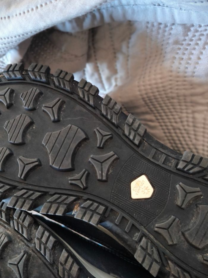 Chaussures Bottes de randonnée fourrées chaudes imperméables neige quechua bleues  t37 - photo numéro 8