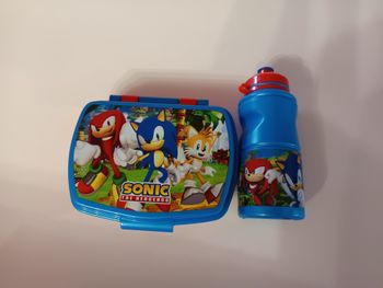 boite à gouter et gourde sonic