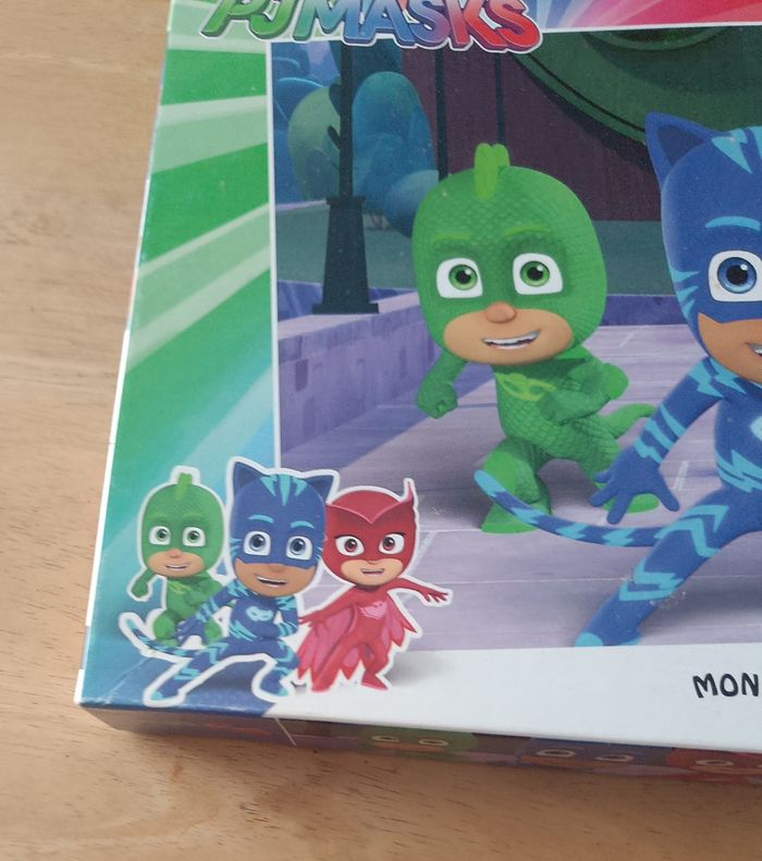 Lot 2 jeux puzzle et pochoirs - photo numéro 5