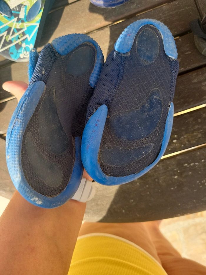 Chaussons école taille 28 - photo numéro 2