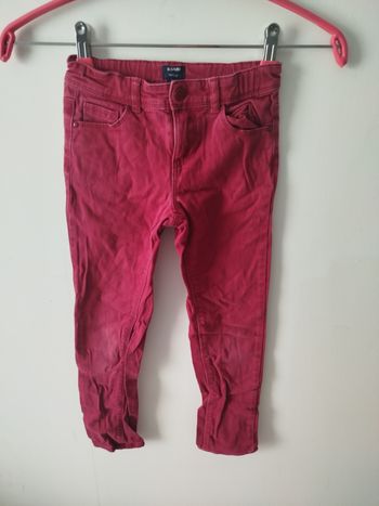 jeans slim Kiabi taille 8 ans