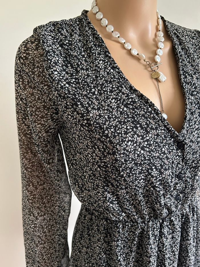 Robe noire et blanche neuve Only taille XS (valeur 33€) - photo numéro 4