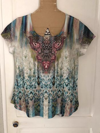 AN72:Blouse imprimée et strass TL (44/46) NEUVE