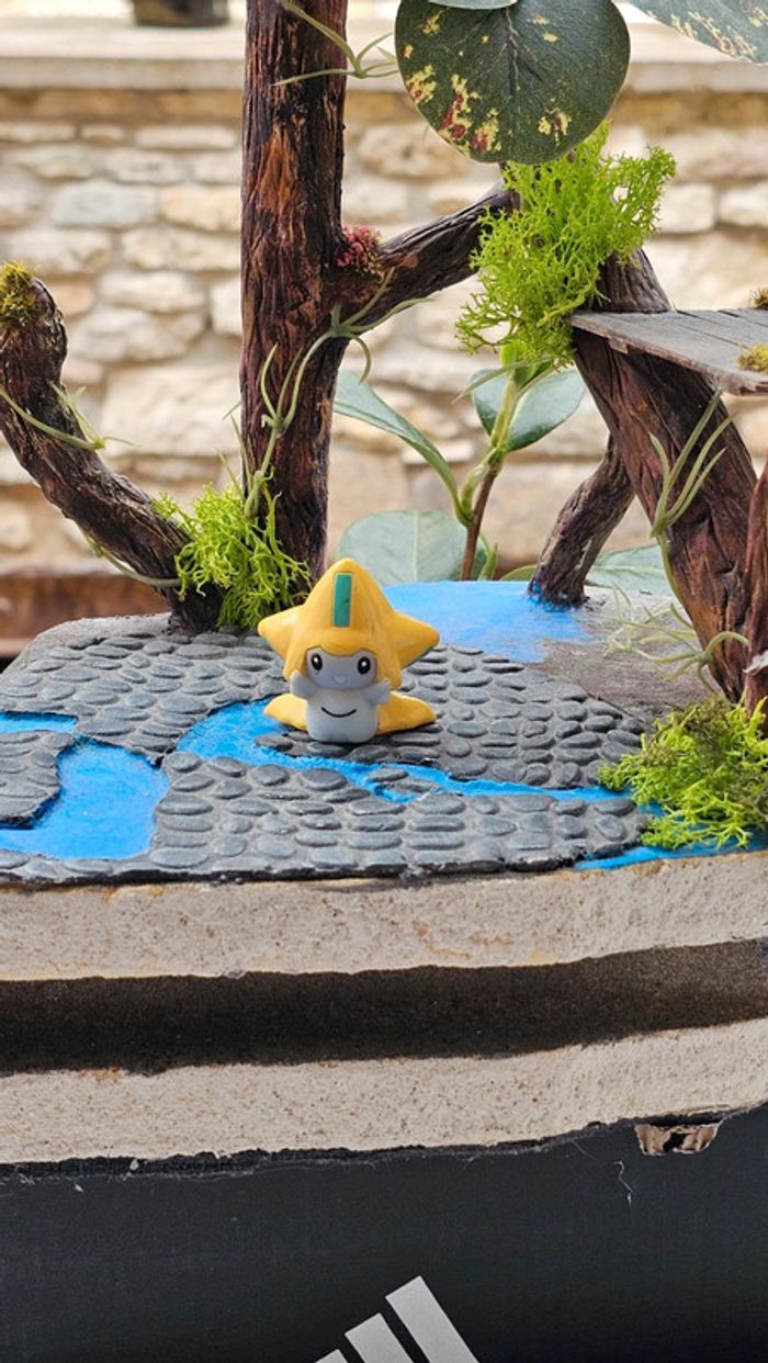 Super figurine Pokemon Nintendo finger puppet jirachi - photo numéro 2