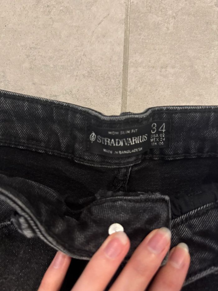 Short en jean mom slim - Noir - Stradivarius - photo numéro 4