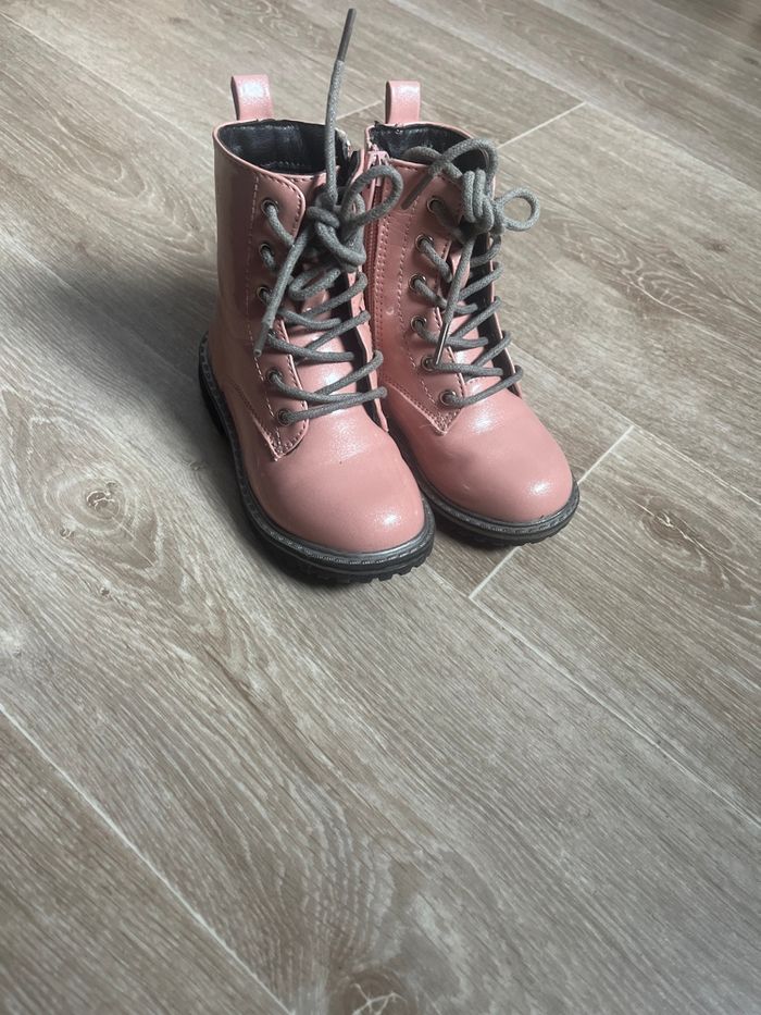 Chaussure rose brillante paillettes