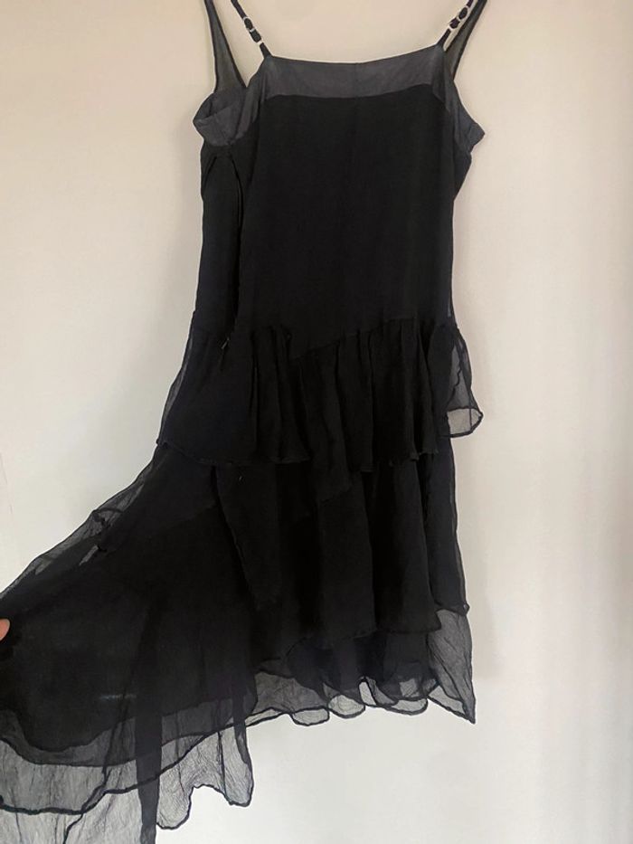 Jolie robe noire - photo numéro 3