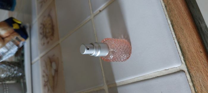 Flacon parfum vide forme de vernie - photo numéro 2