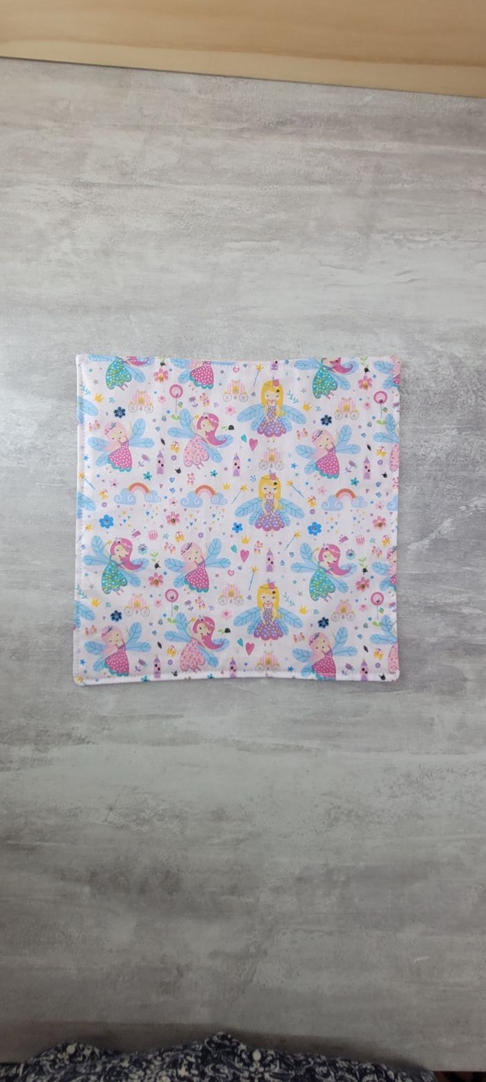 Petite serviette de table pour enfant fées