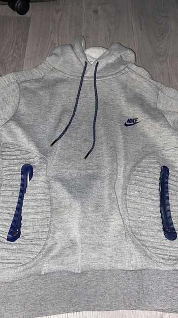 Pull Capuche Nike