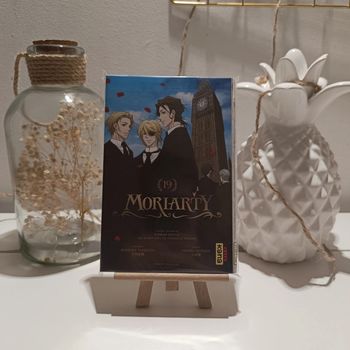 Manga Moriarty tome 19 édition limitée exclusive momie manga