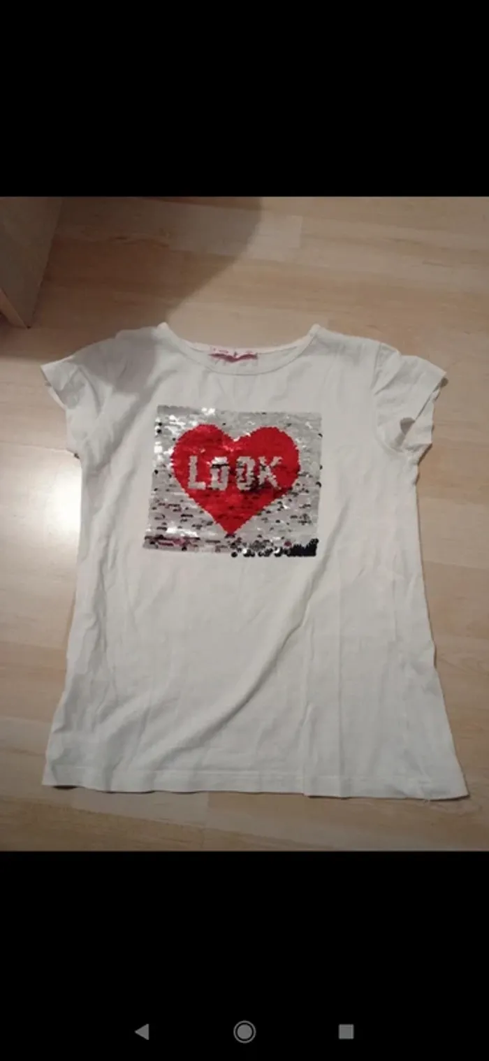T-shirt manche courte blanc avec motifs sequins
