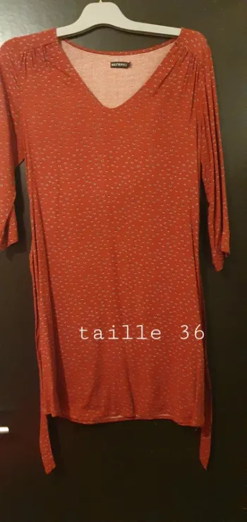 Robe rouge