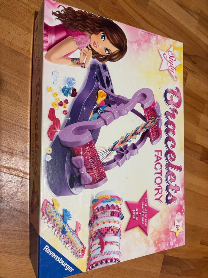 Atelier créatif création bijoux  bracelet factory ravensberger