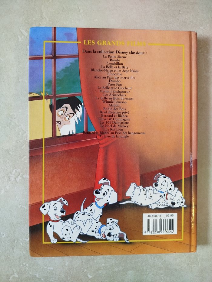 Livre Les 101 Dalmatiens - photo numéro 2