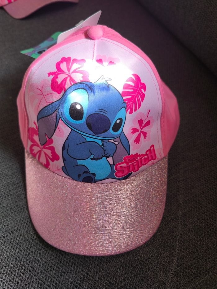 Casquette stitch rose