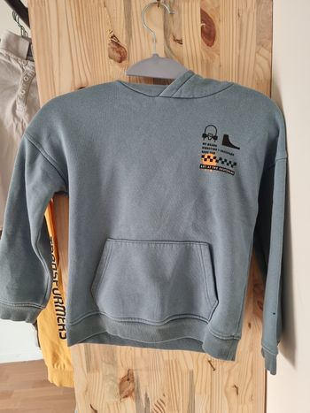 Pull à capuche