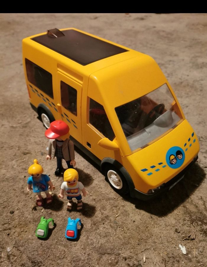 Playmobil petit bus scolaire
