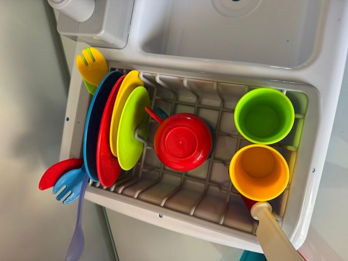 🍽️lot dînette enfant - évier + vaisselle - caddie + courses - très bon état - photo numéro 9