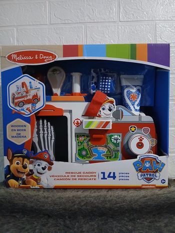 Véhicules en bois pat patrouille avec accessoires